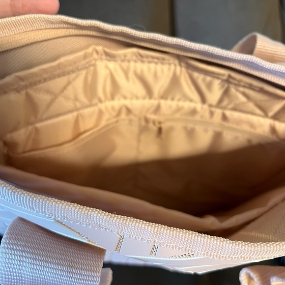 Adidas backpack - brand new - Picture 6 of 7